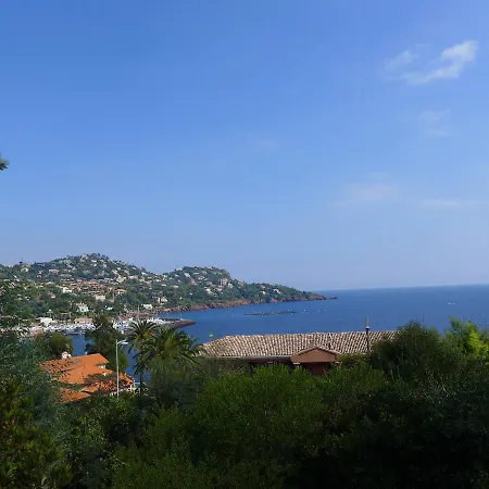 0211 La Corniche D'or, 8p. S/mer, Cote D'a * Théoule-sur-Mer